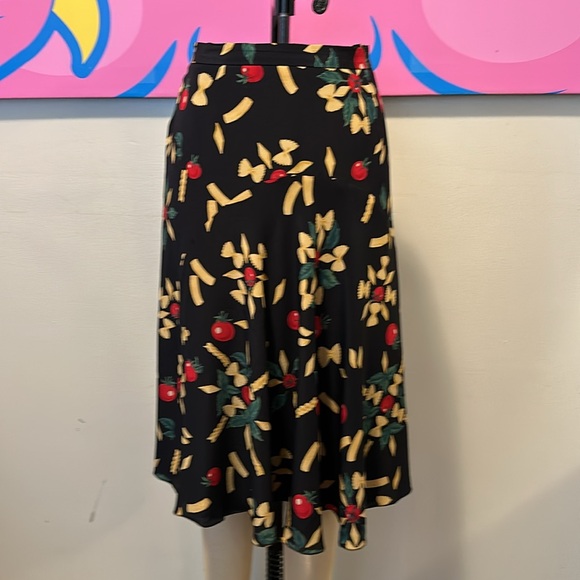 Moschino Cheap and Chic silk pasta skirt Rare. - Picture 2 of 11